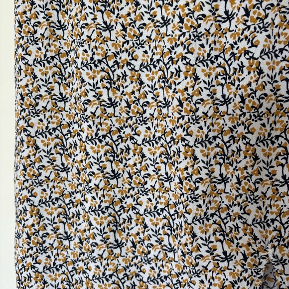 Abercrombie & Fitch floral midi skirt with slit elastic waist Size xs - Picture 5 of 6